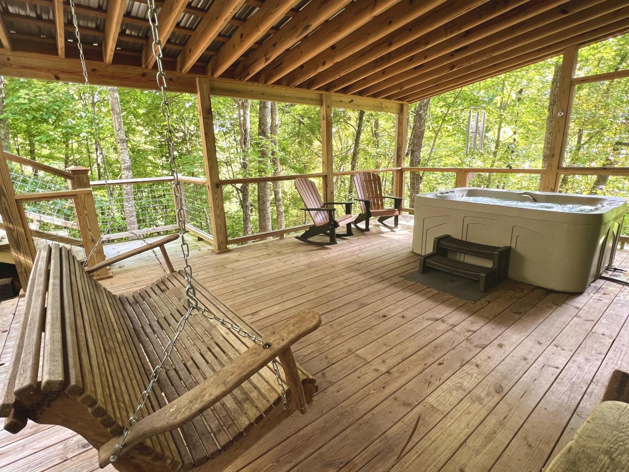 Bigfoots Hideaway Cabin Гатлинбург Экстерьер фото